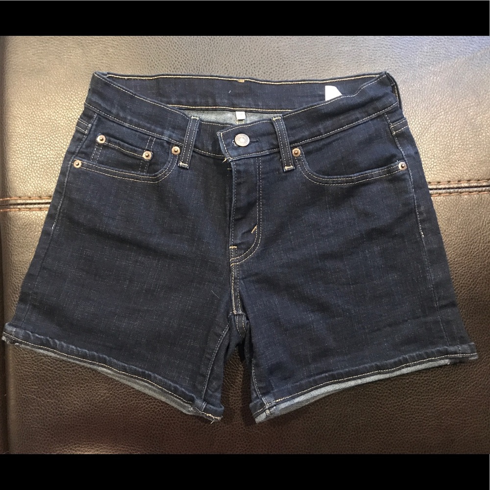 Levi’s shorts